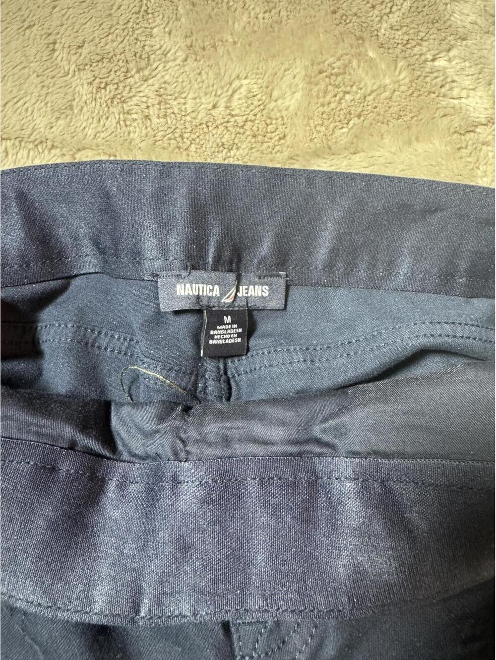 NWT Nautica Jeans Navy Blue Casual Women's Shorts Medium - Picture 3 of 5